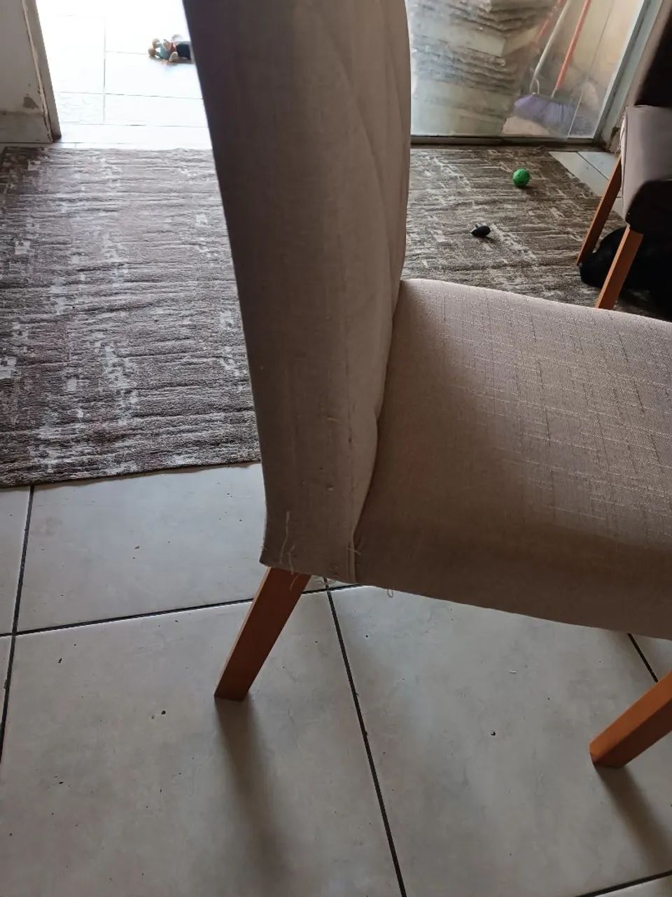 Vende se cadeiras de jantar