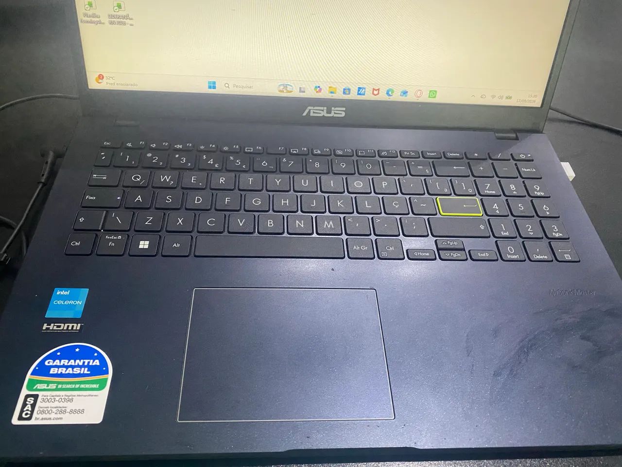 Vende se notebook asus - Foto 2