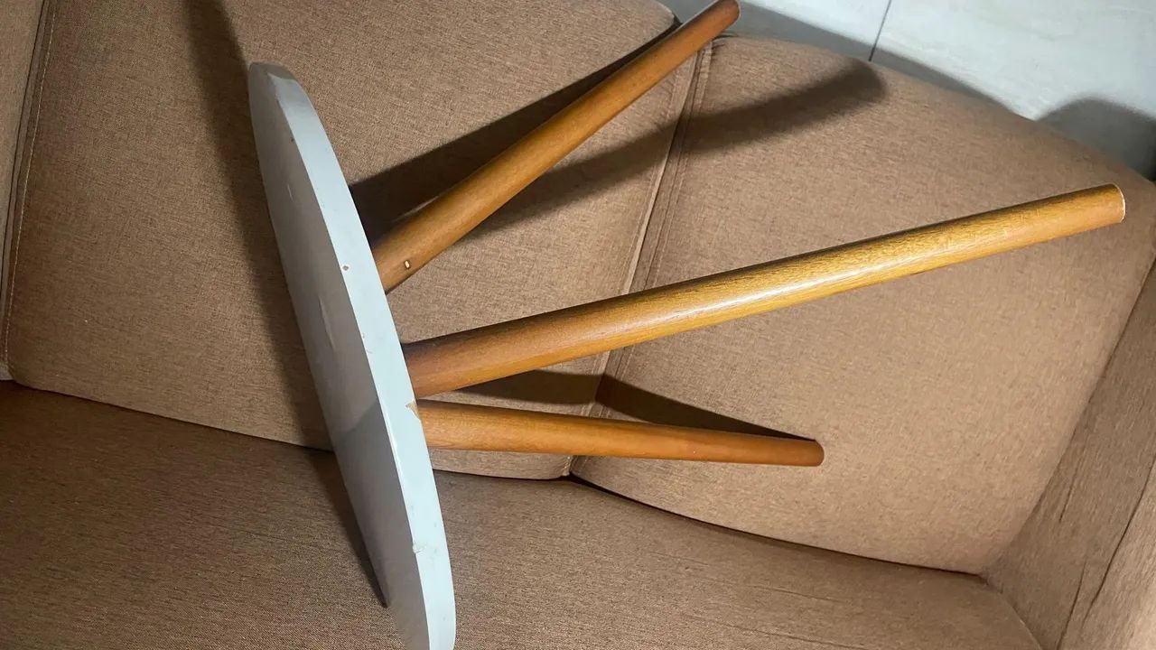 Mesa de canto | Madeira | Seminova - Foto 3