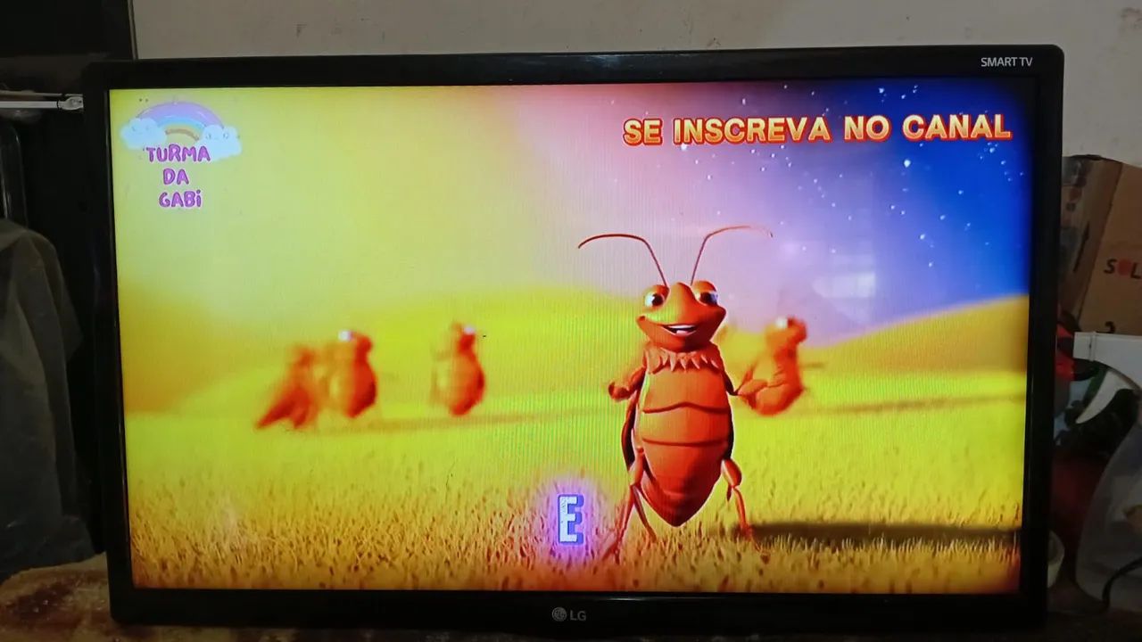 Smart TV LG Weboz de 24 Polegadas imagem e som perfeitos. - Foto 4