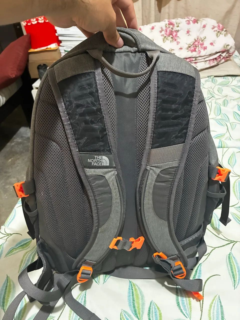 Mochila Recon The north face Cinza usada - Foto 3