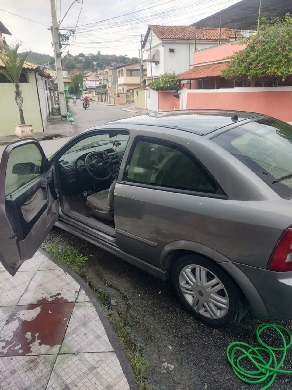 Chevrolet Astra 2.0/ CD/ Sunny/ GLS 2.0 8V 3P 2004