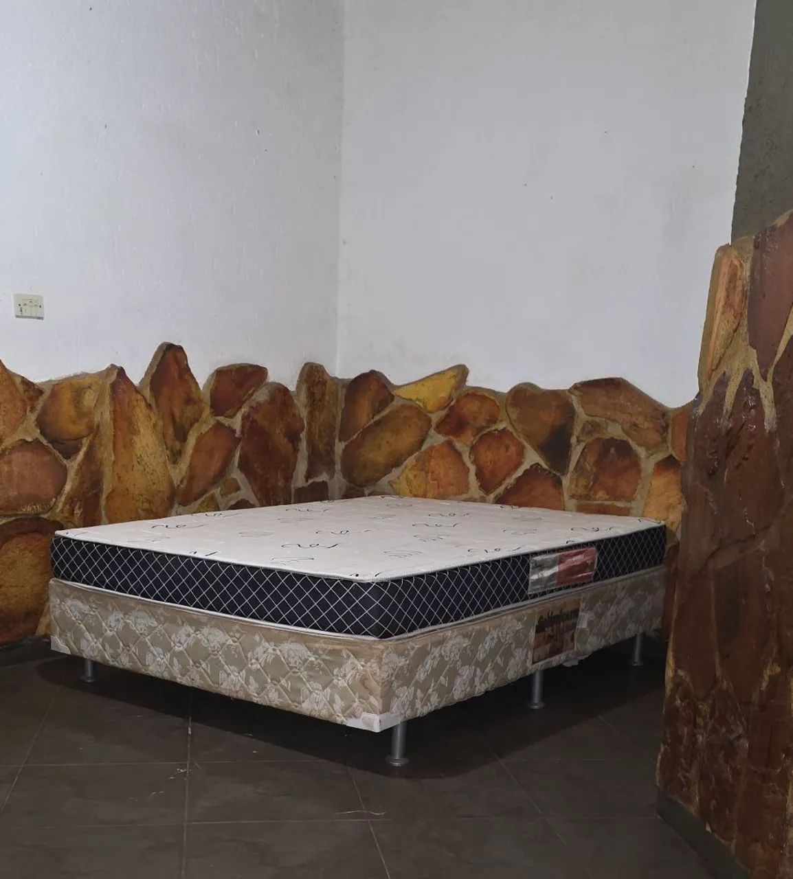 Cama box casal e colchão