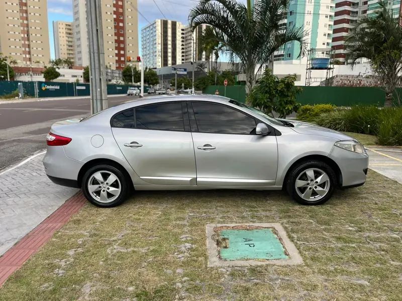 Renault Fluence Sed. Dynamique 2.0 16V Flex Mec. 2013 - Foto 4