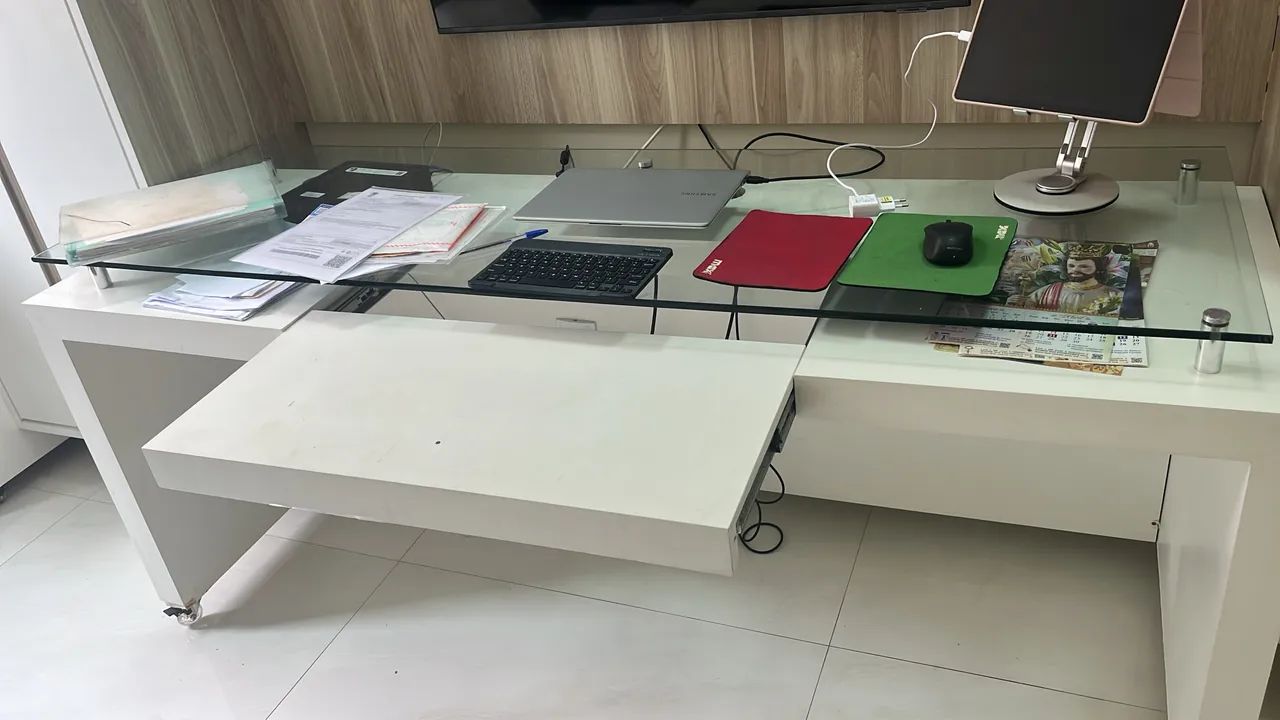 Vendo mesa estudo65704321567745120