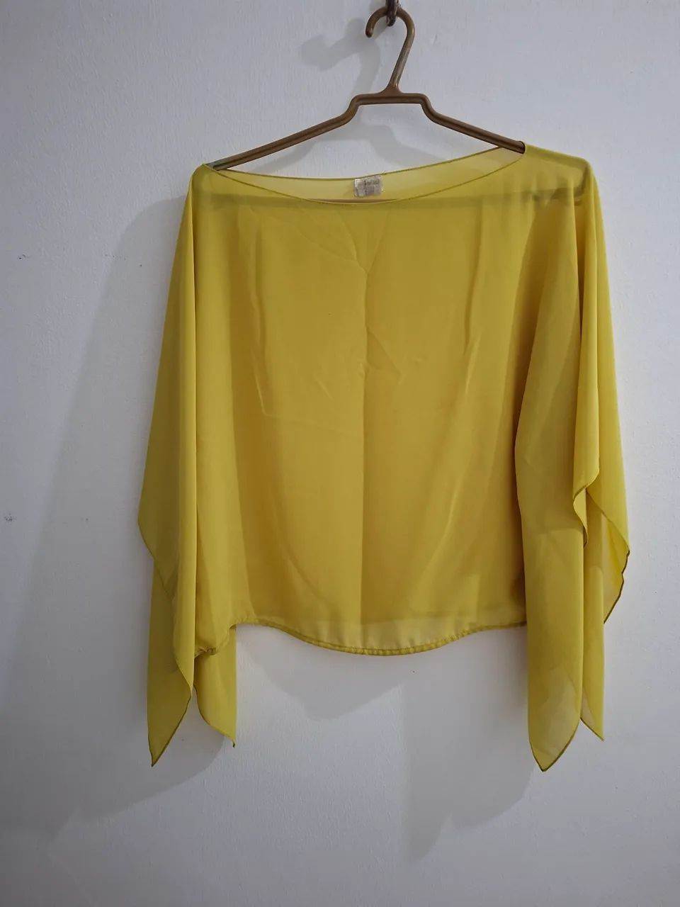 Conjunto de saia e blusa 