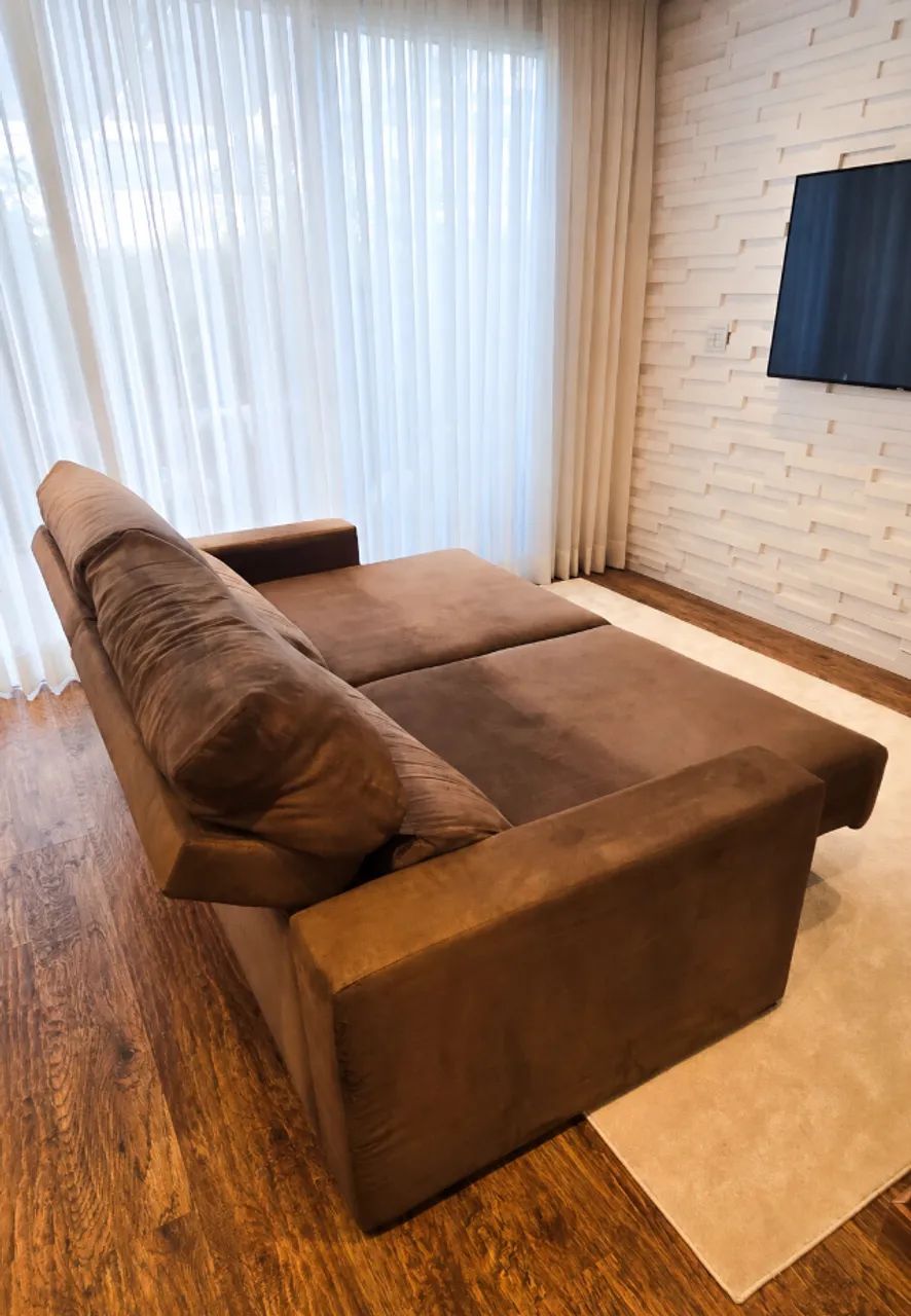 Sofá retrátil com encosto reclinável com 2,35m em suede marrom - Foto 4