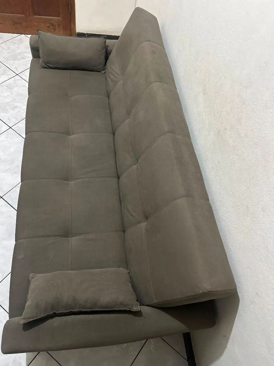 Sofá cama retrátil 3 lugares - Foto 4