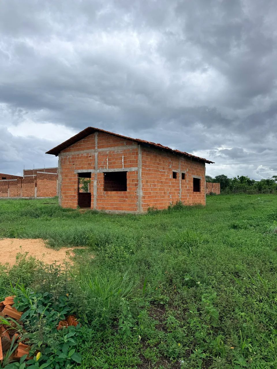 Ágio de lote com construção no flamboyant 2 - Foto 3