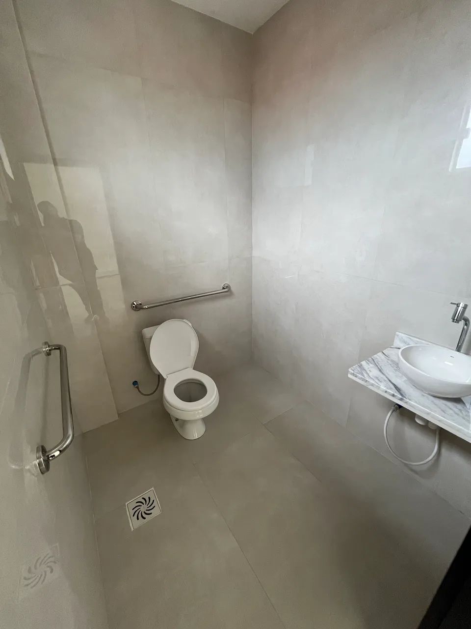 Aluga-se sala comercial no bairro Cidade Satélite. - Foto 11
