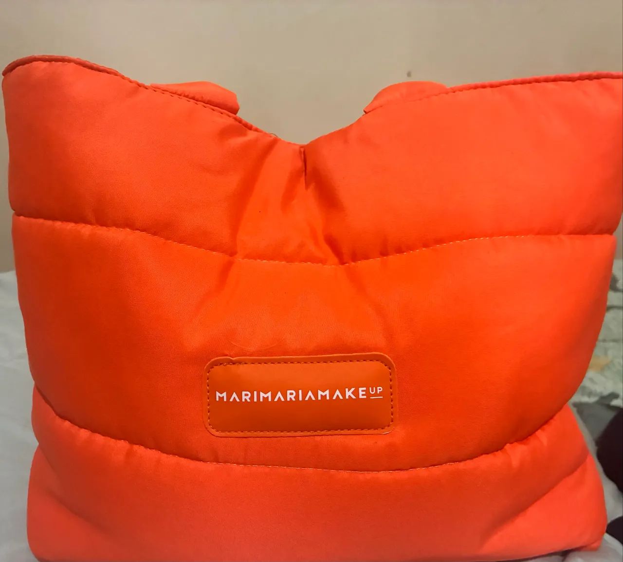 Bolsa Puffer Mari Maria Makeup  - Foto 3