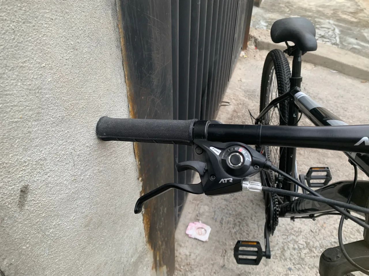 Bicicleta aro 29 zerada sem aranhão  - Foto 5