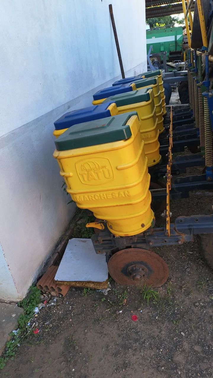Soldas e restaurações de tanques de  plástico  - Foto 4