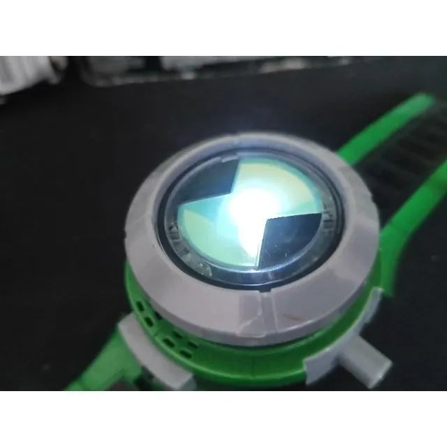 Ultimate Omnitrix Ben 10 Força Alienígena Bandai - Foto 2