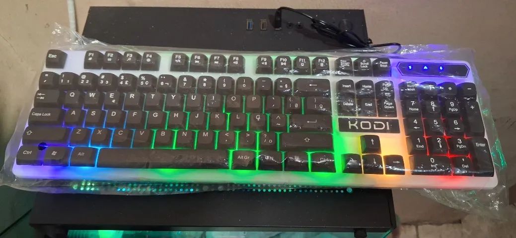 Teclado e Mouse RGB Kodi R$200 - Foto 4