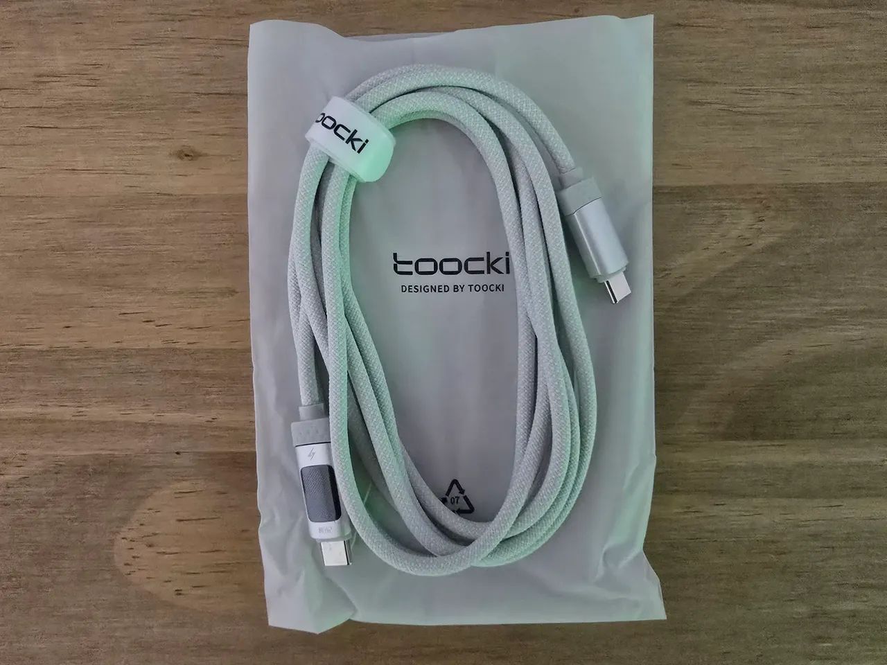 Cabo USB-C Toocki 240w com Display OLED 2 Metros Branco - Foto 3