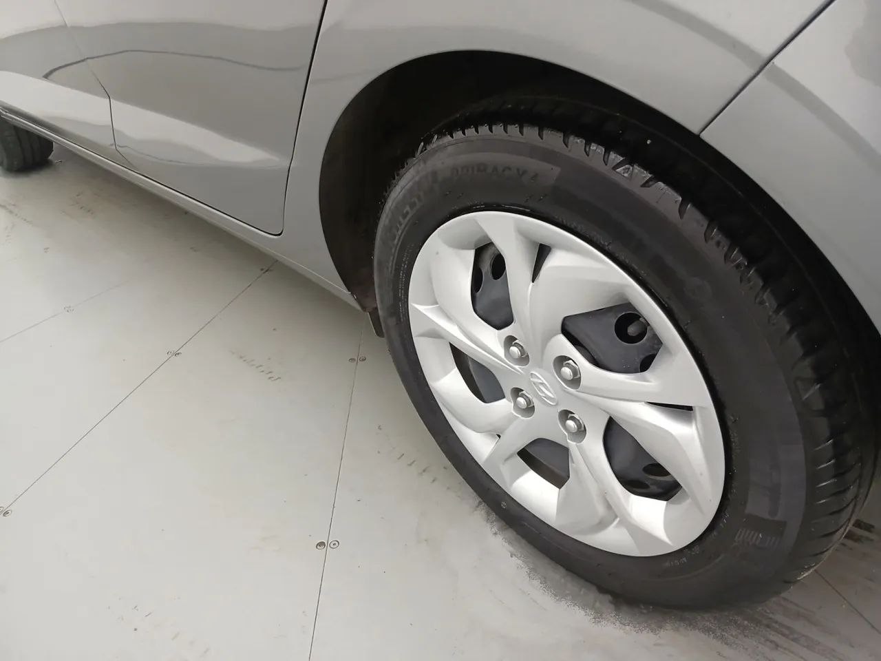 Hyundai HB20 Comfort 1.0 Flex 12V Mec., foto 12 de 18