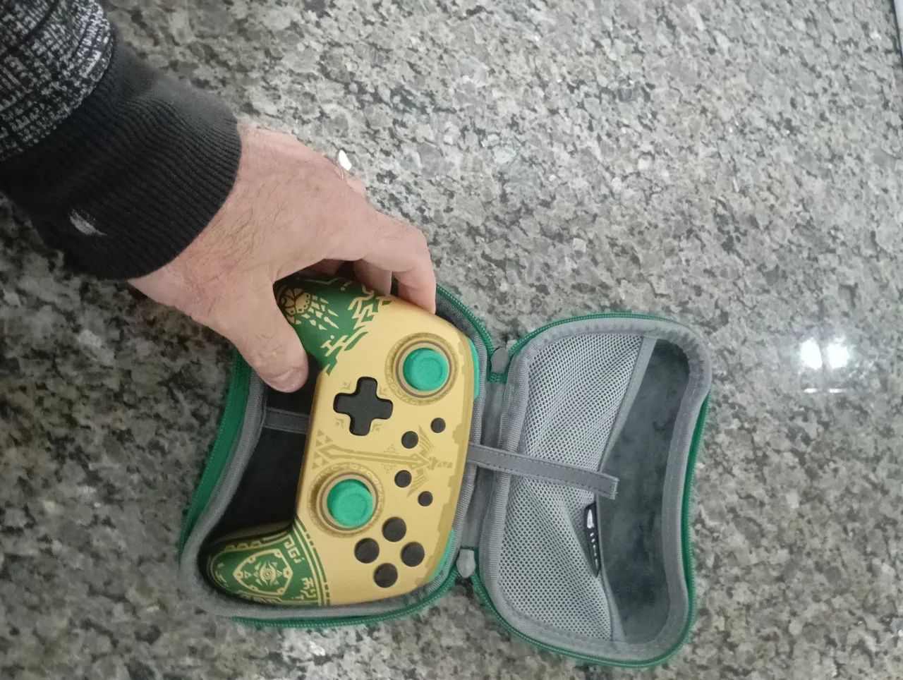 Controle Nintendo switch leiam