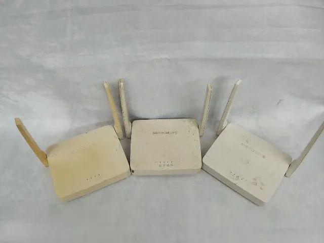 kit 3 roteadores mercusys para retirada de peças - Foto 3