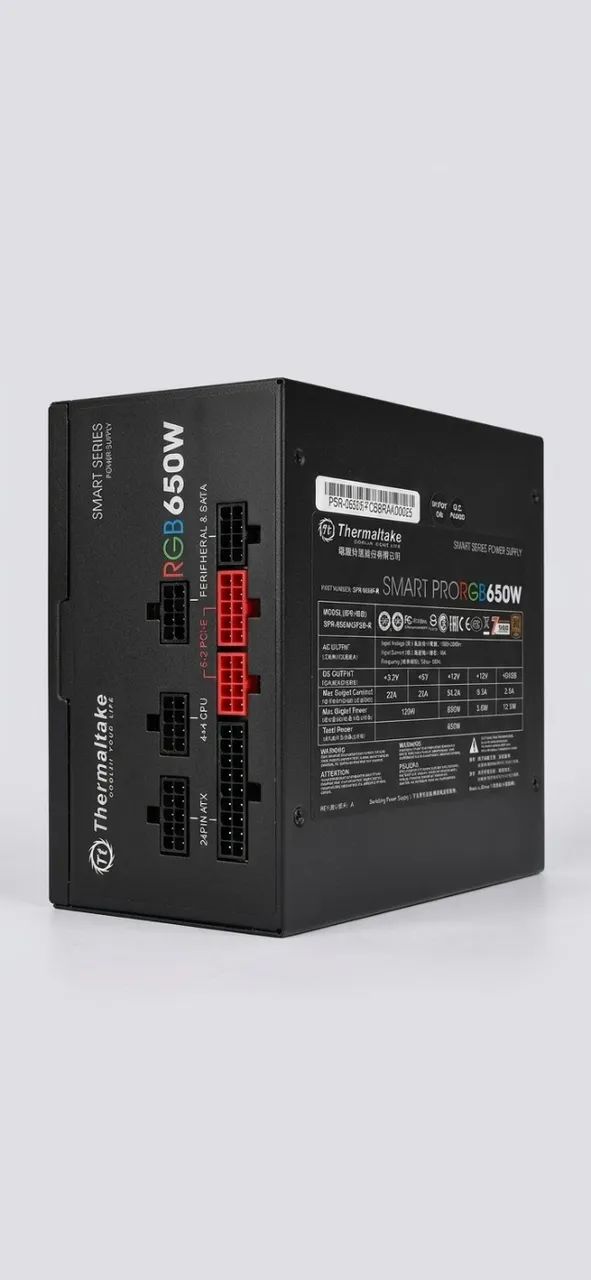 Fonte 650W Thermaltake Smart Pro RGB