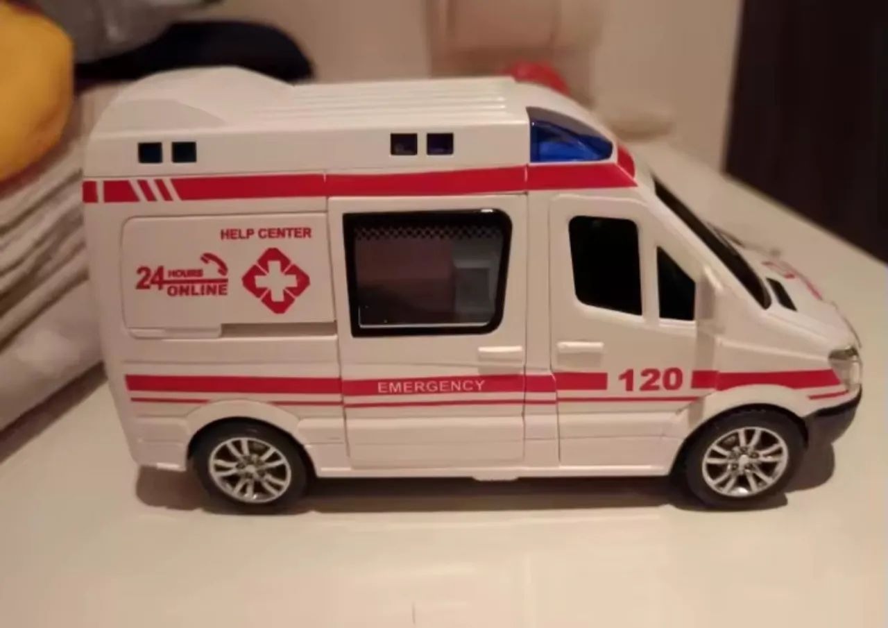 Miniatura ambulância  - Foto 4