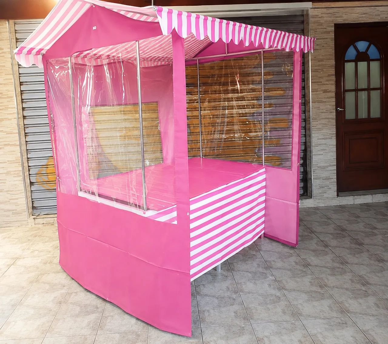 Barraca de Feira / Quiosque Rosa - Ótimo Estado