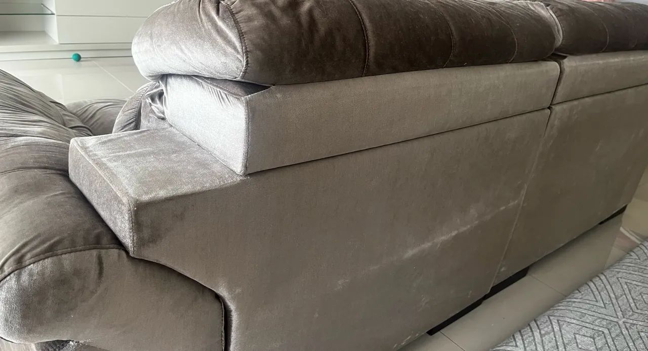 Sofá, 400,00 reais, para retirar até quarta-feira.  - Foto 2