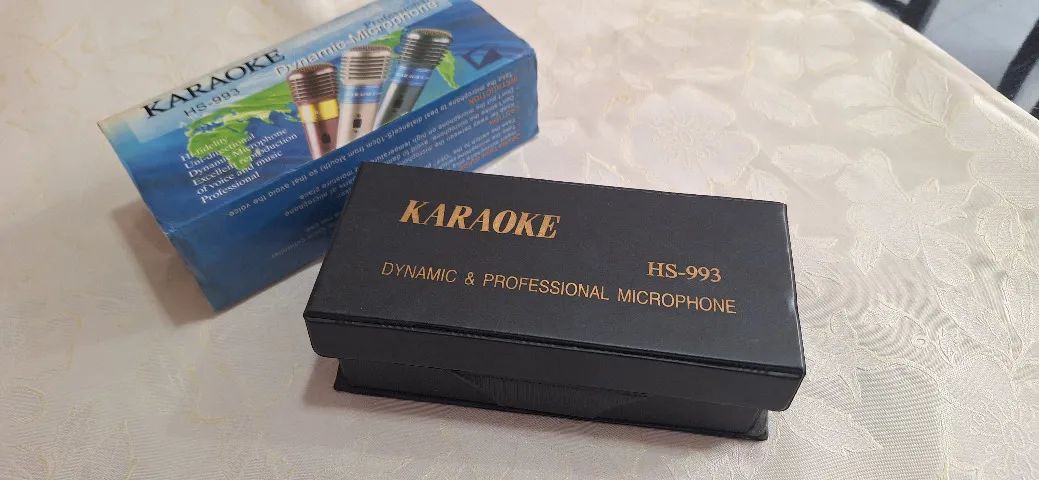 Microfone Profissional Dinâmico KARAOKE HS-993