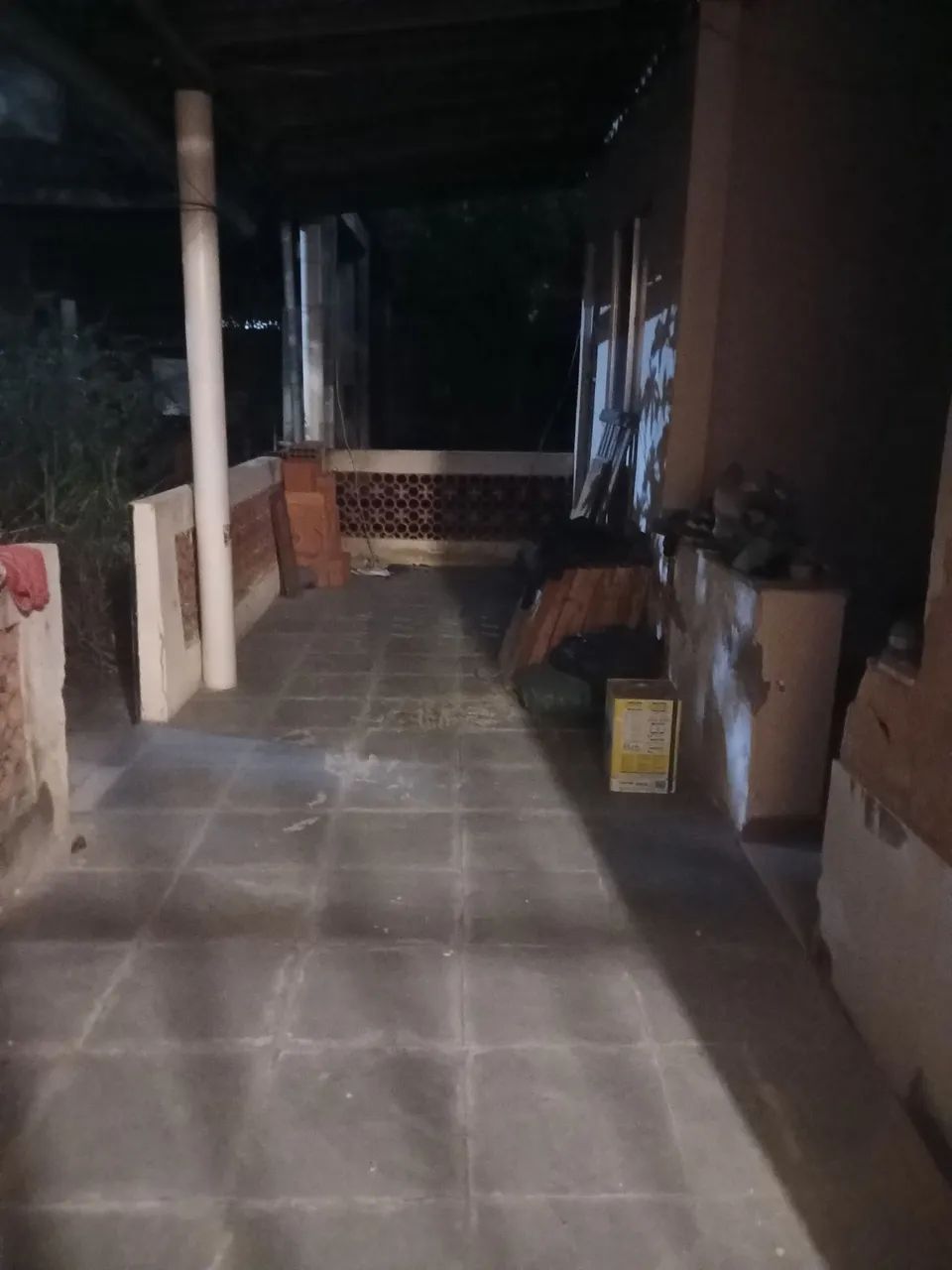 Alugo casa Anchieta