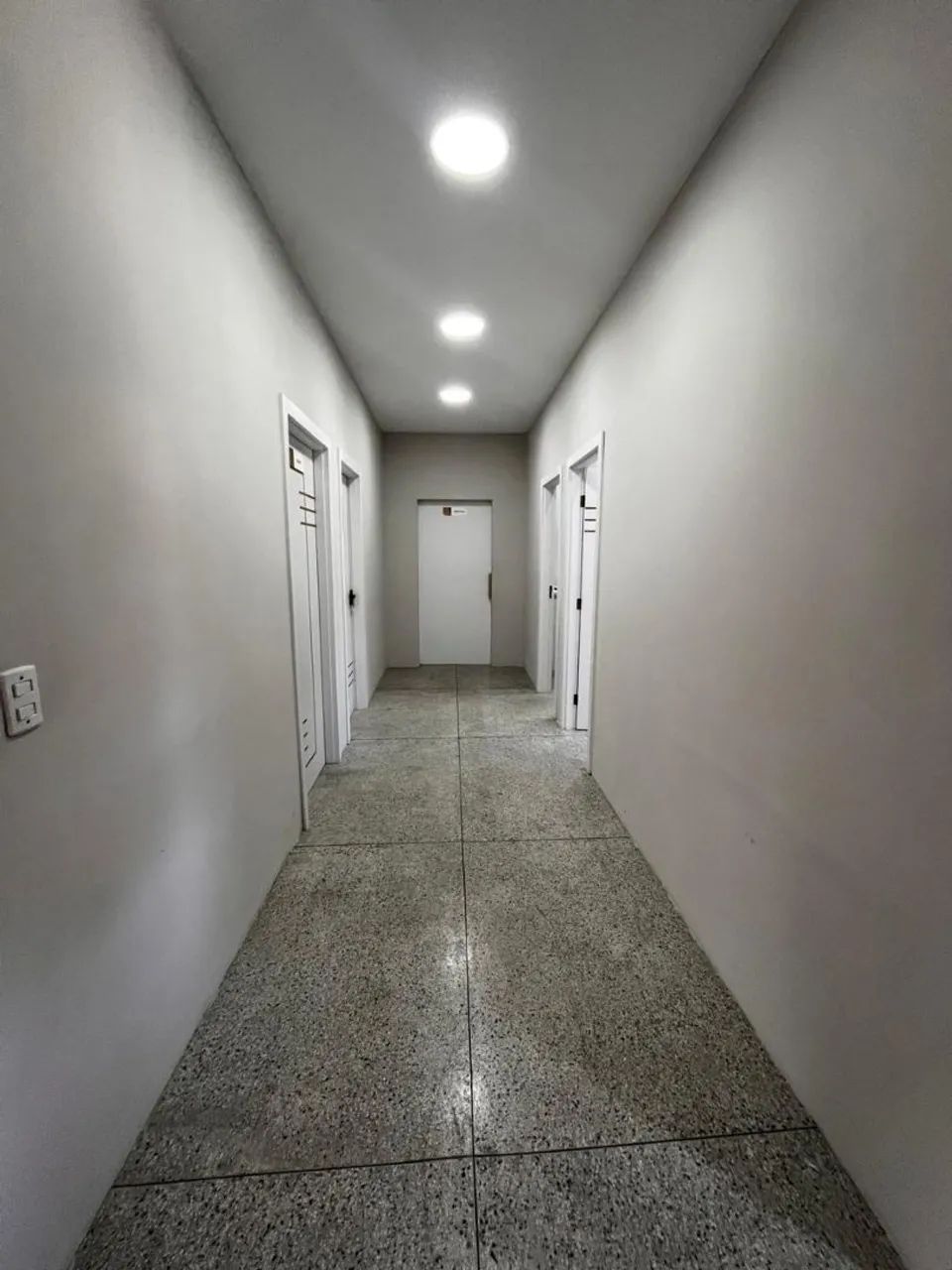 Aluguel - Centro comercial Cidade Nova núcleo 21 - Foto 2
