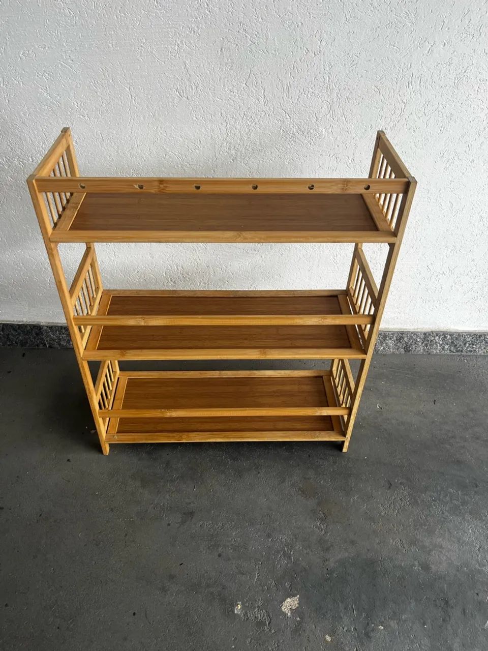 VENDO ESTANTE EM BAMBU NOVA! - Foto 5