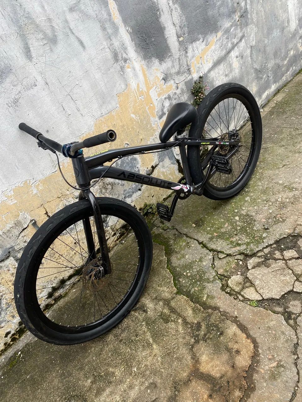 Quero motorizada bem montada 