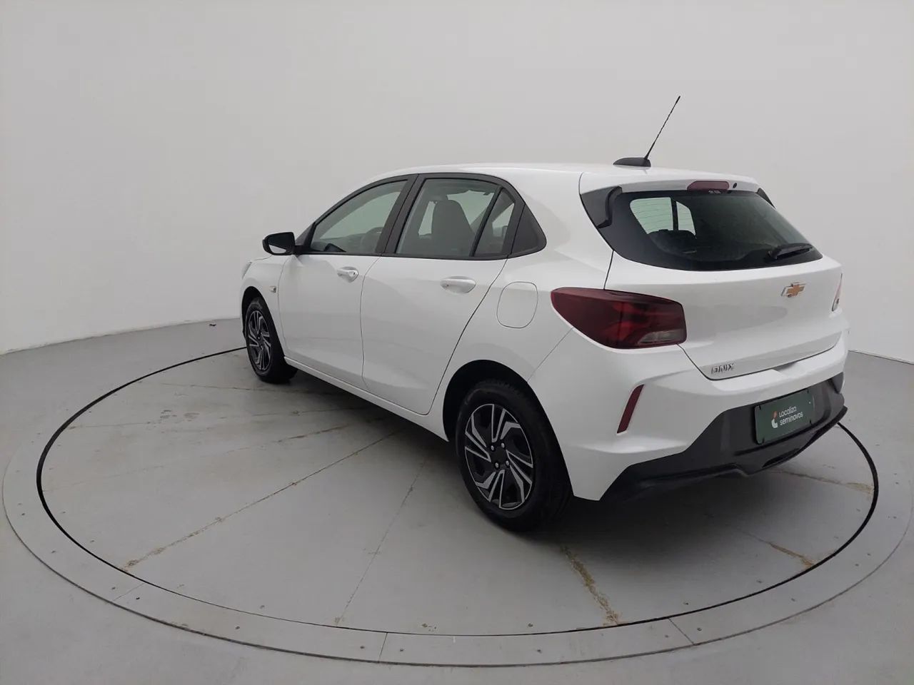 Chevrolet Onix Hatch 1.0 12V Flex Mec. 4P, foto 3 de 18