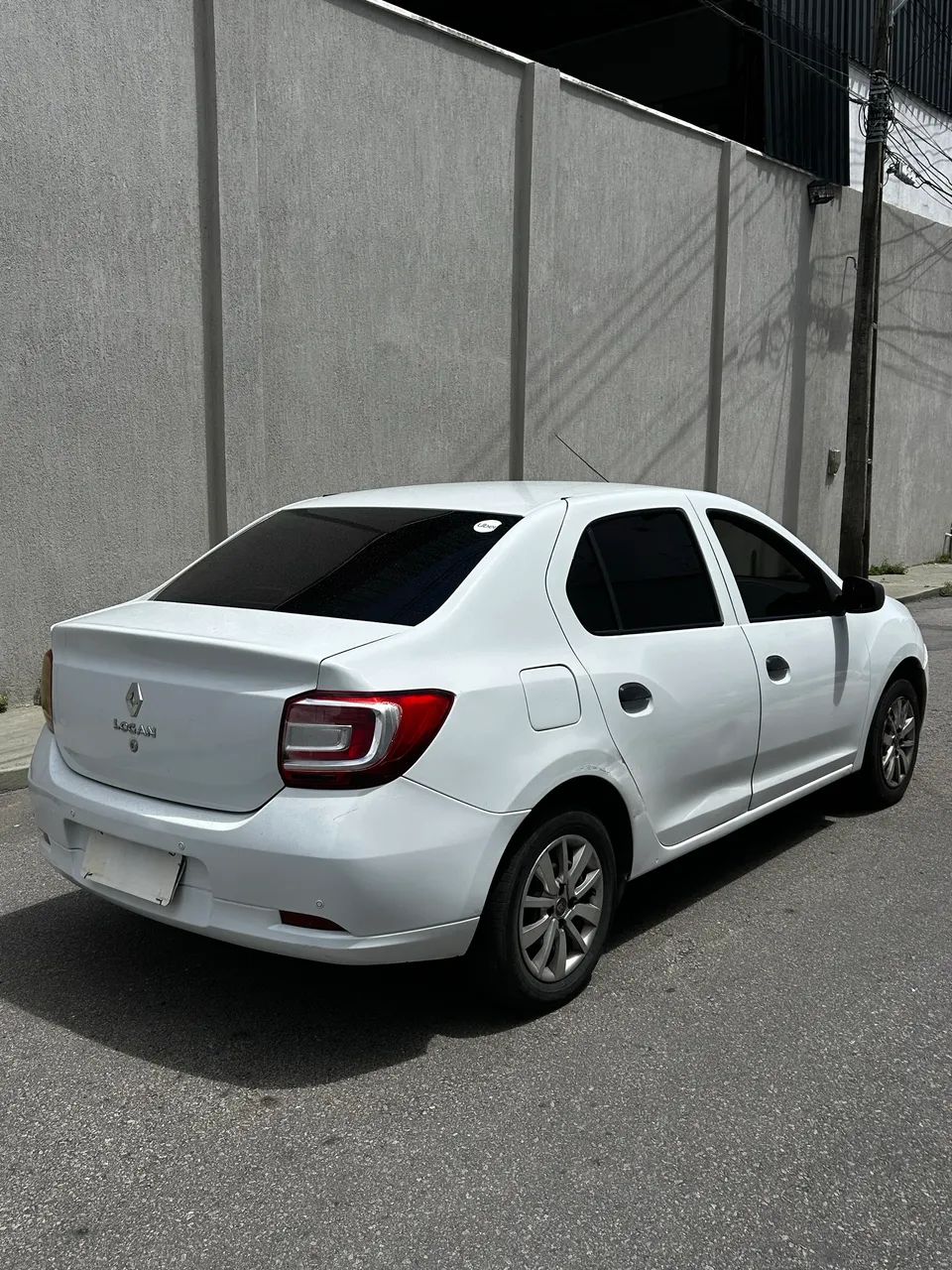 Renault Logan Authentique Flex 1.0 12V 4P 2018 - Foto 4