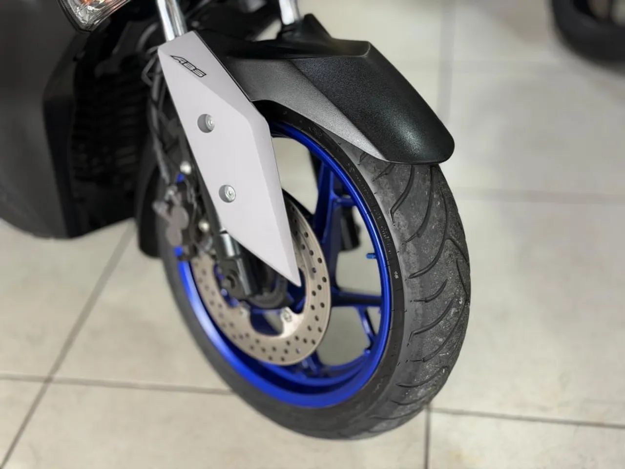 YAMAHA XMAX 250 - Foto 4
