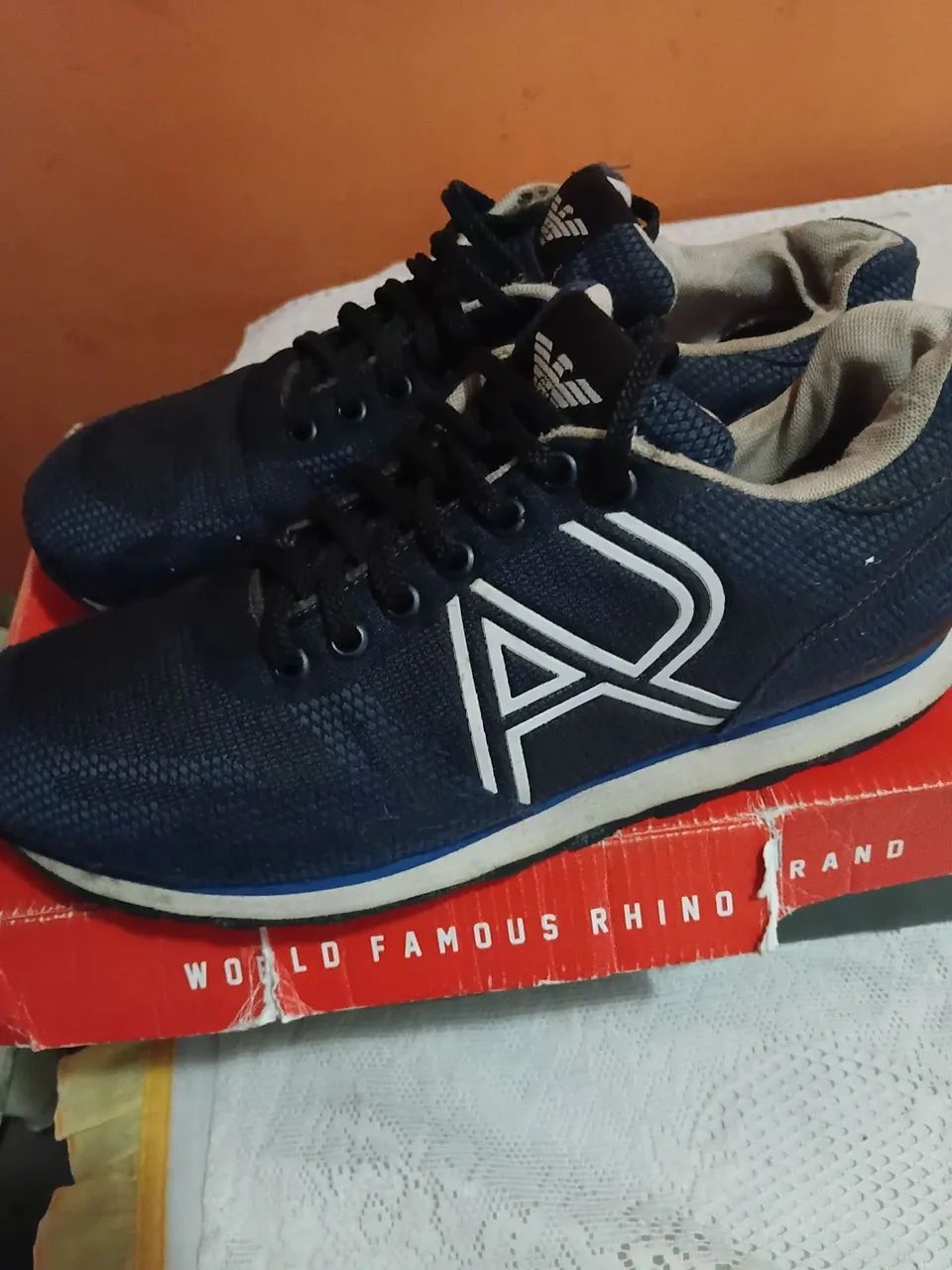 Tênis Armani jeans.  - Foto 2