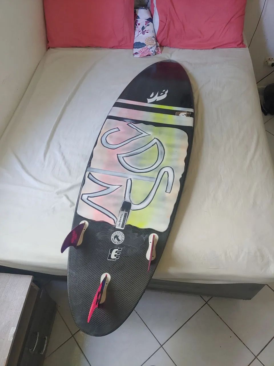 prancha surf fibra de carbono / 5.10 - 30 litros vol - Foto 2