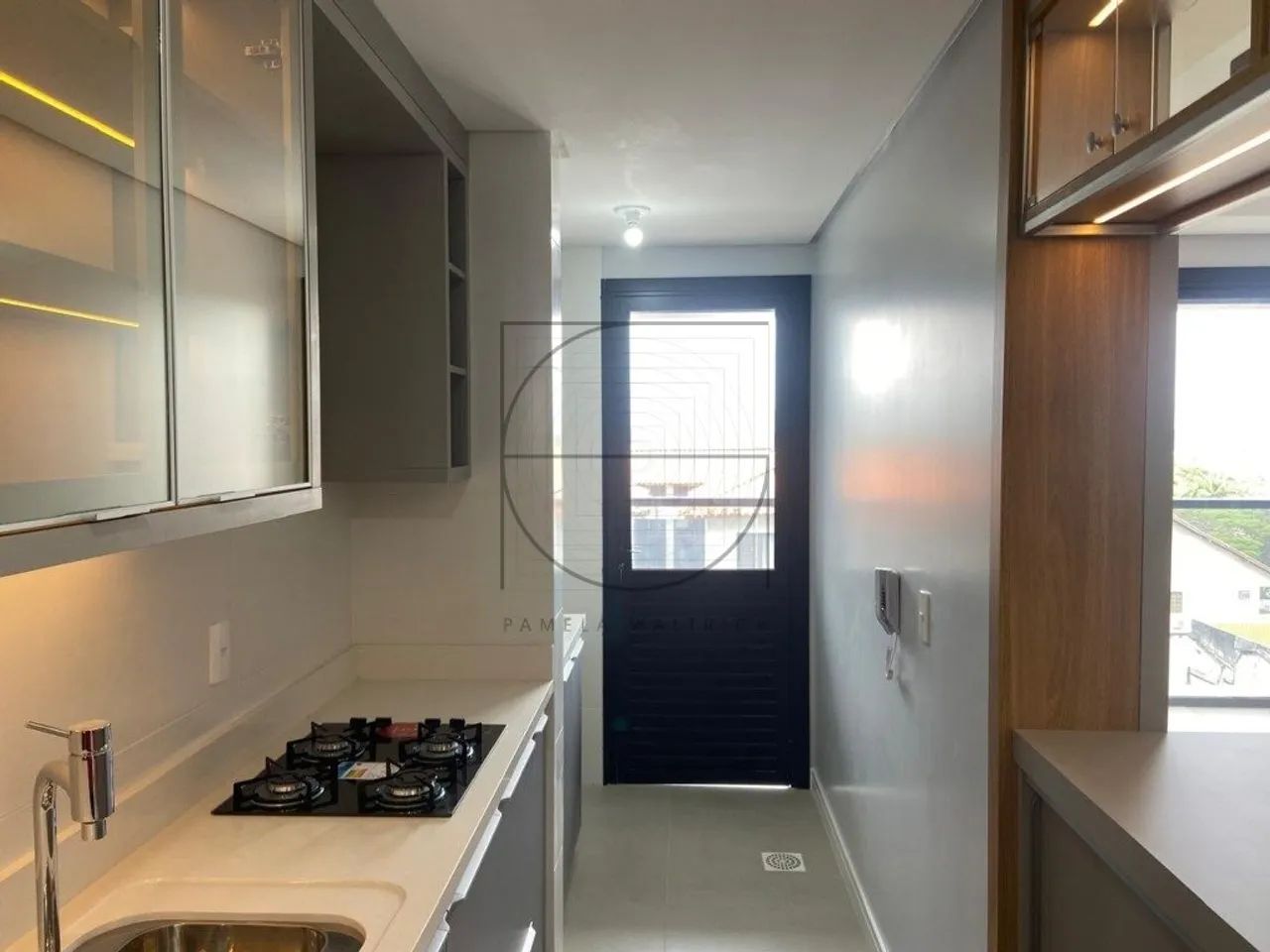 Apartatamento a venda de 3 dormitórios em Canasvieiras - Foto 4