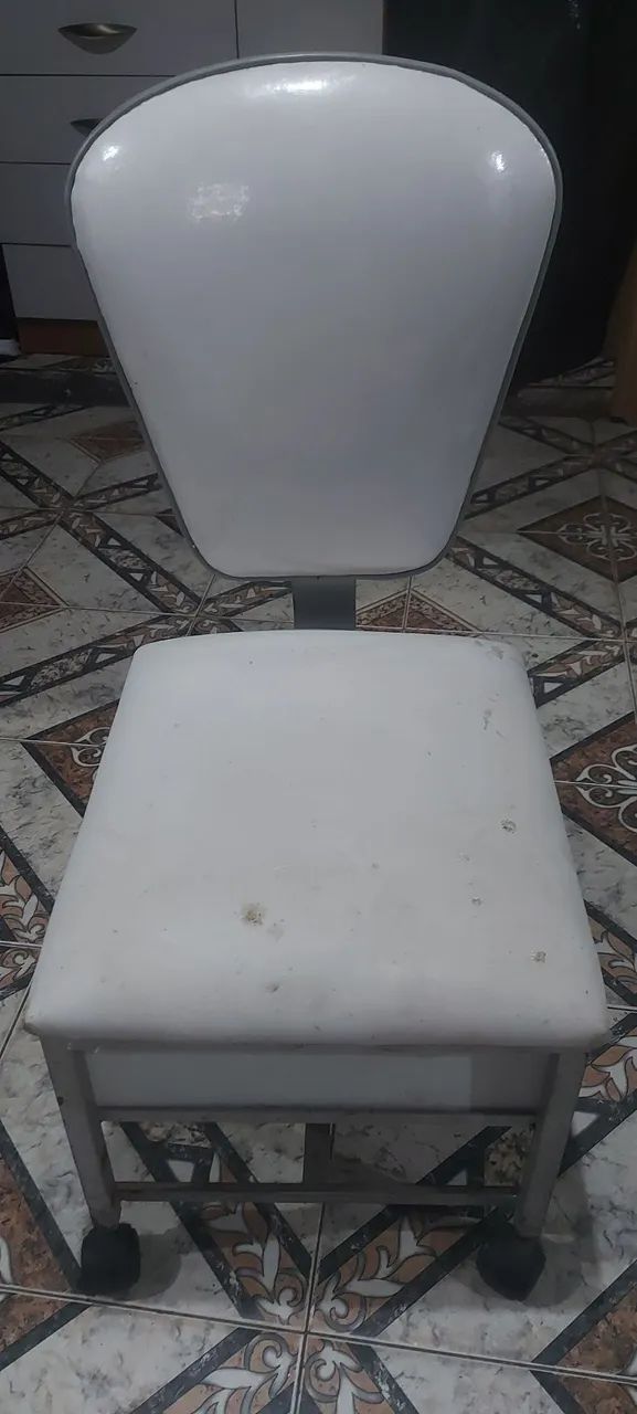 Cadeira de manicure  - Foto 4