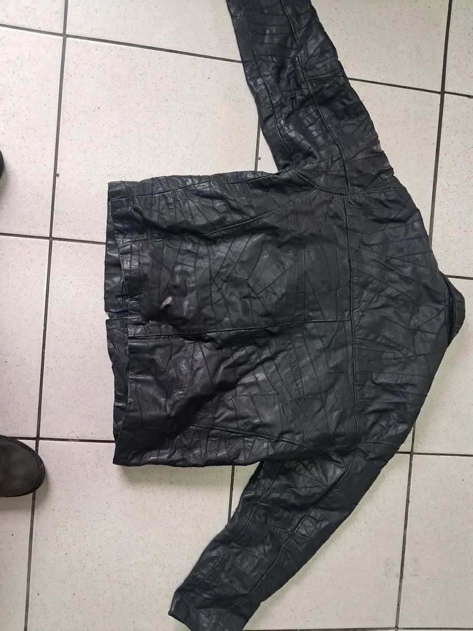 Jaqueta de couro usada - Foto 4