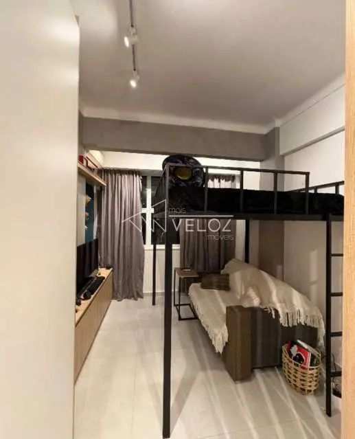 Apartamento : / Residencial / Centro