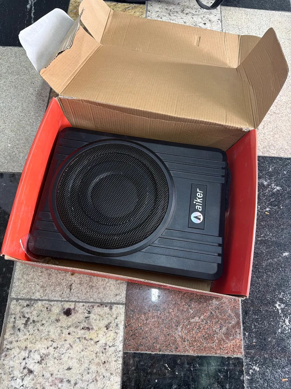 Caixa amplificada slim 