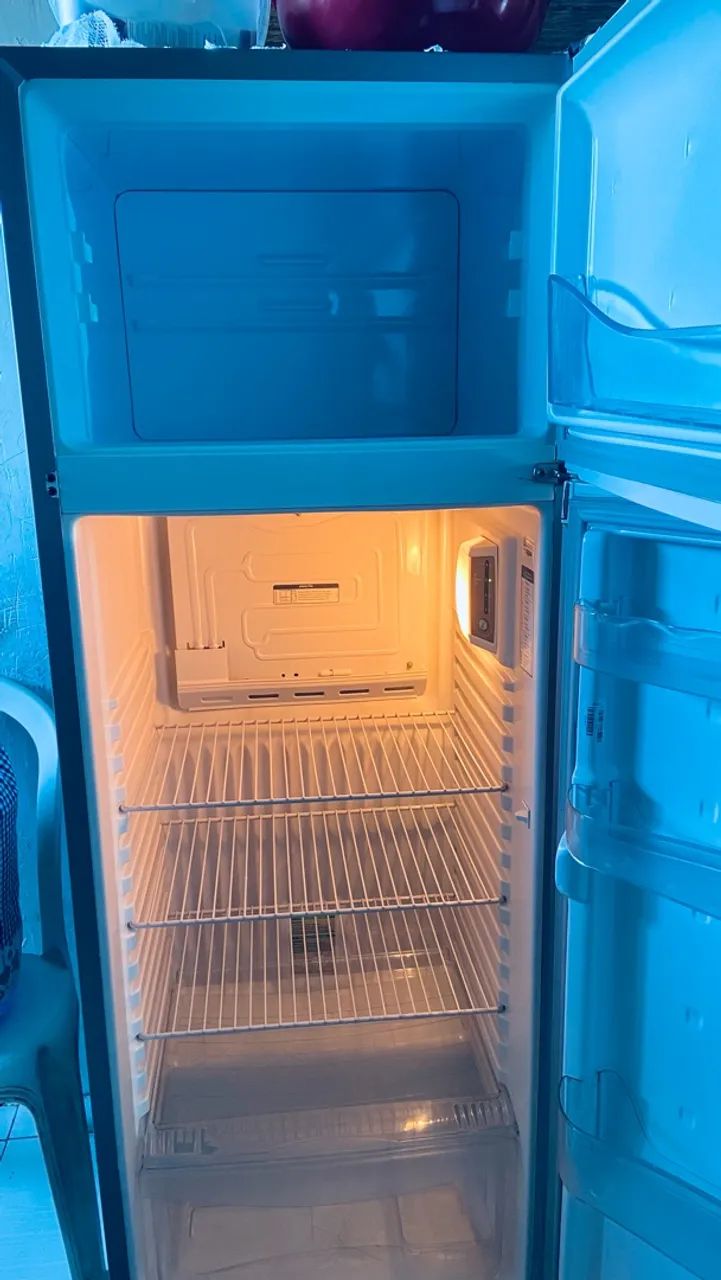 Vende-se geladeira consul  - Foto 2