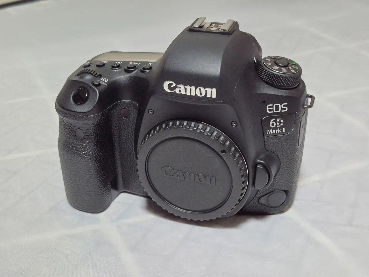 KIT DE FOTOGRAFIA CANON 6D MARK II, LENTES SIGMA 35MM 1.4, CANON 85MM 1.8, CANON 24-105MM