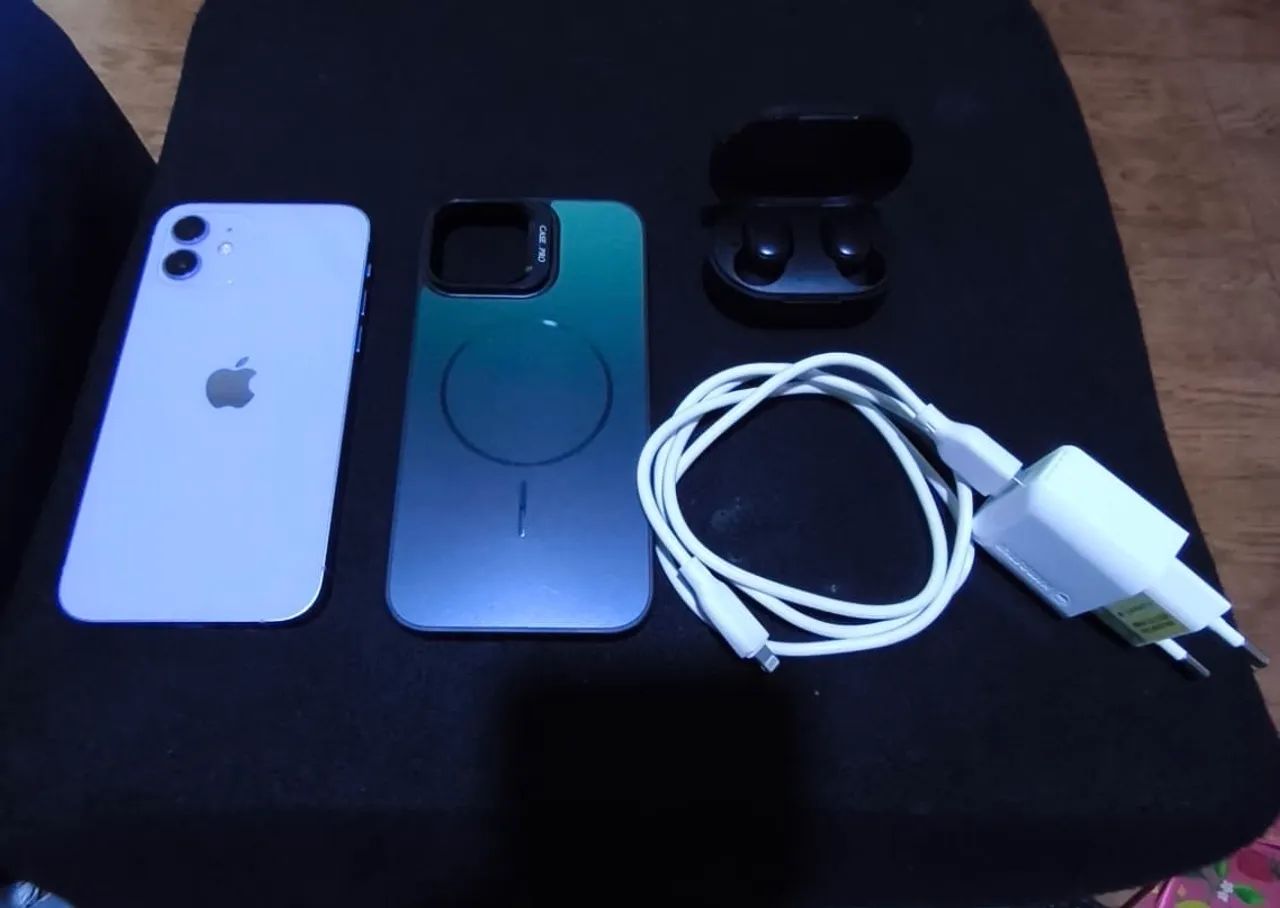 iPhone 12 - Foto 4