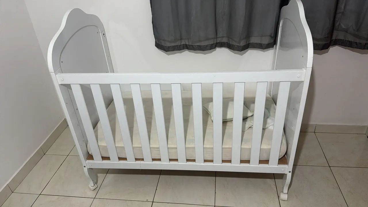 Vende-se berço infantil usado  - Foto 4