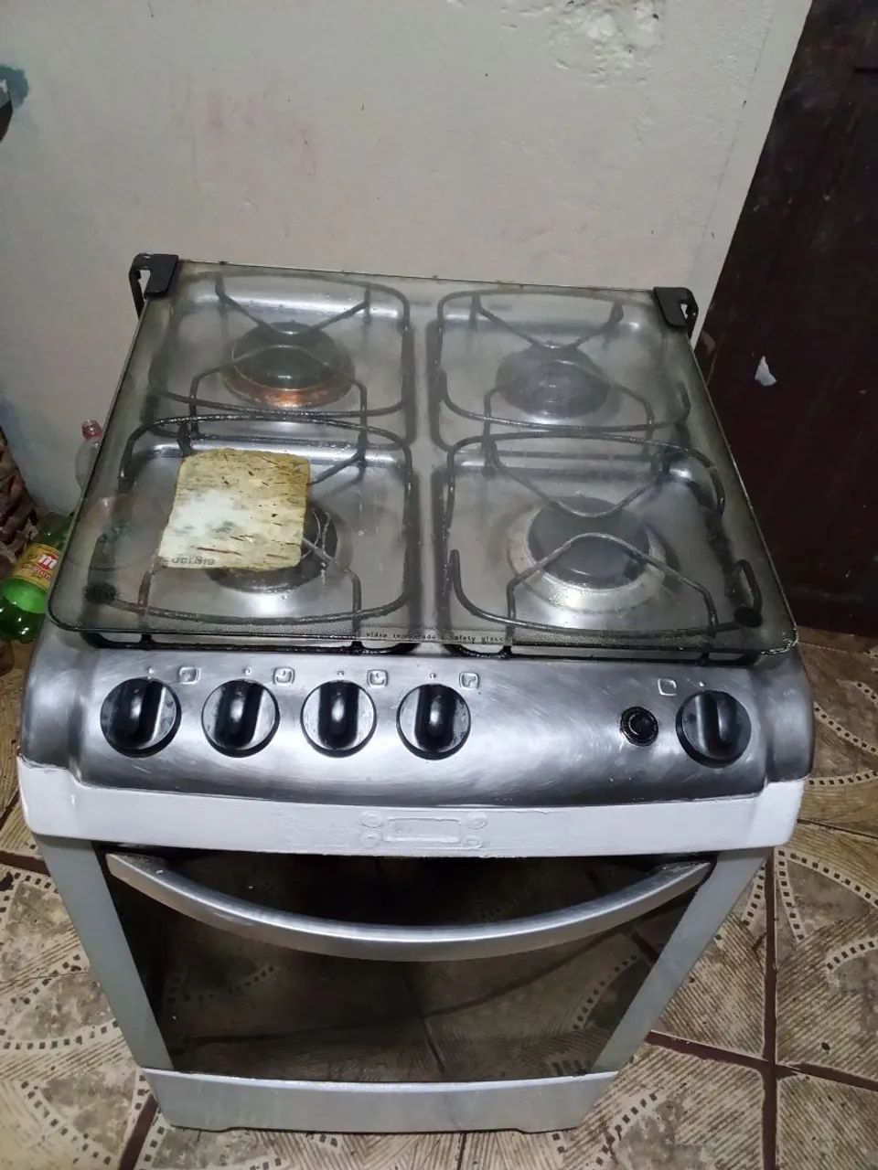 Fogão elétrico 4 bocas 