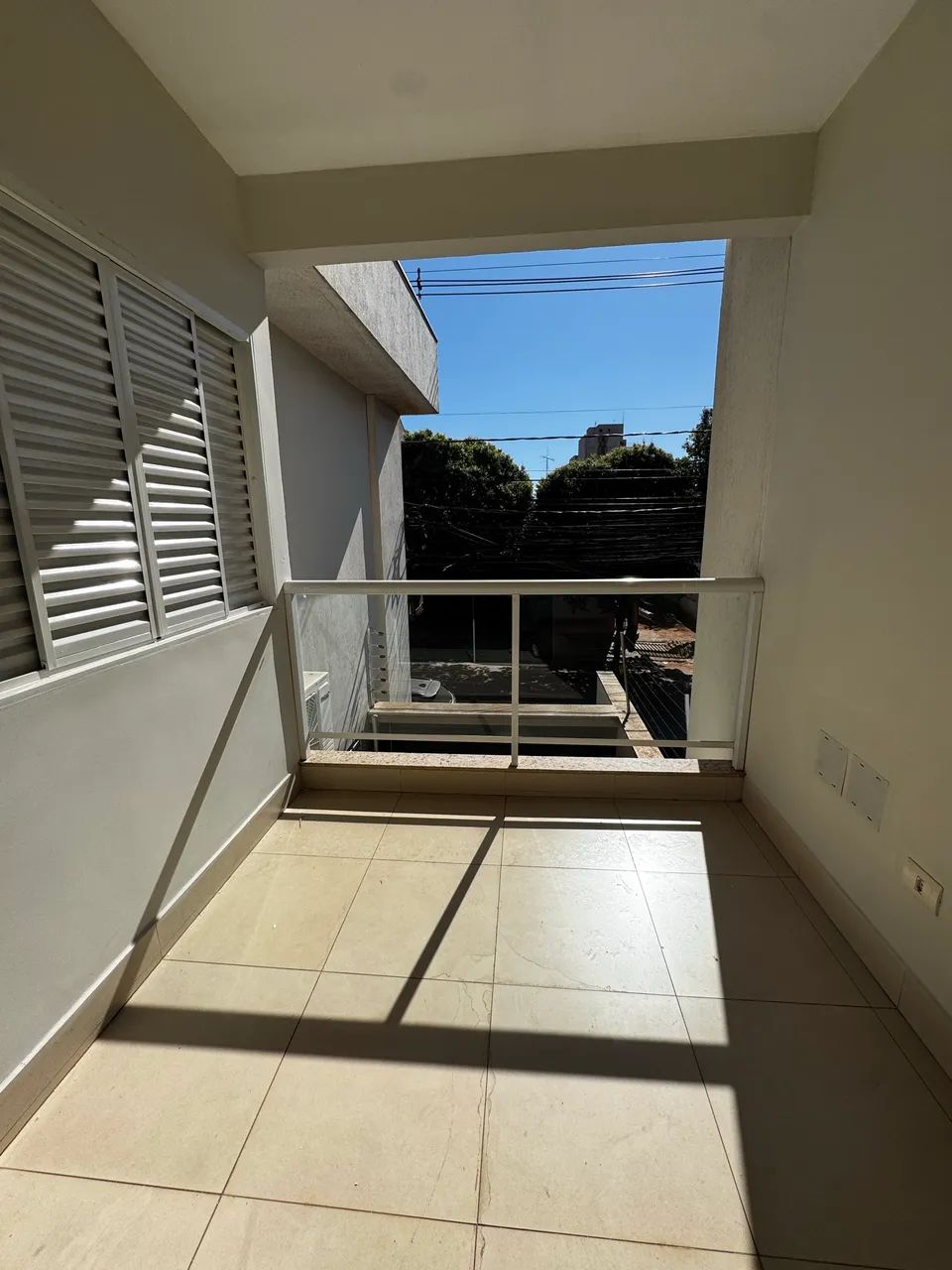 Excelente Apartamento de 2 Quartos com Suíte e 2 Vagas de Garagem para Locação  - Foto 3