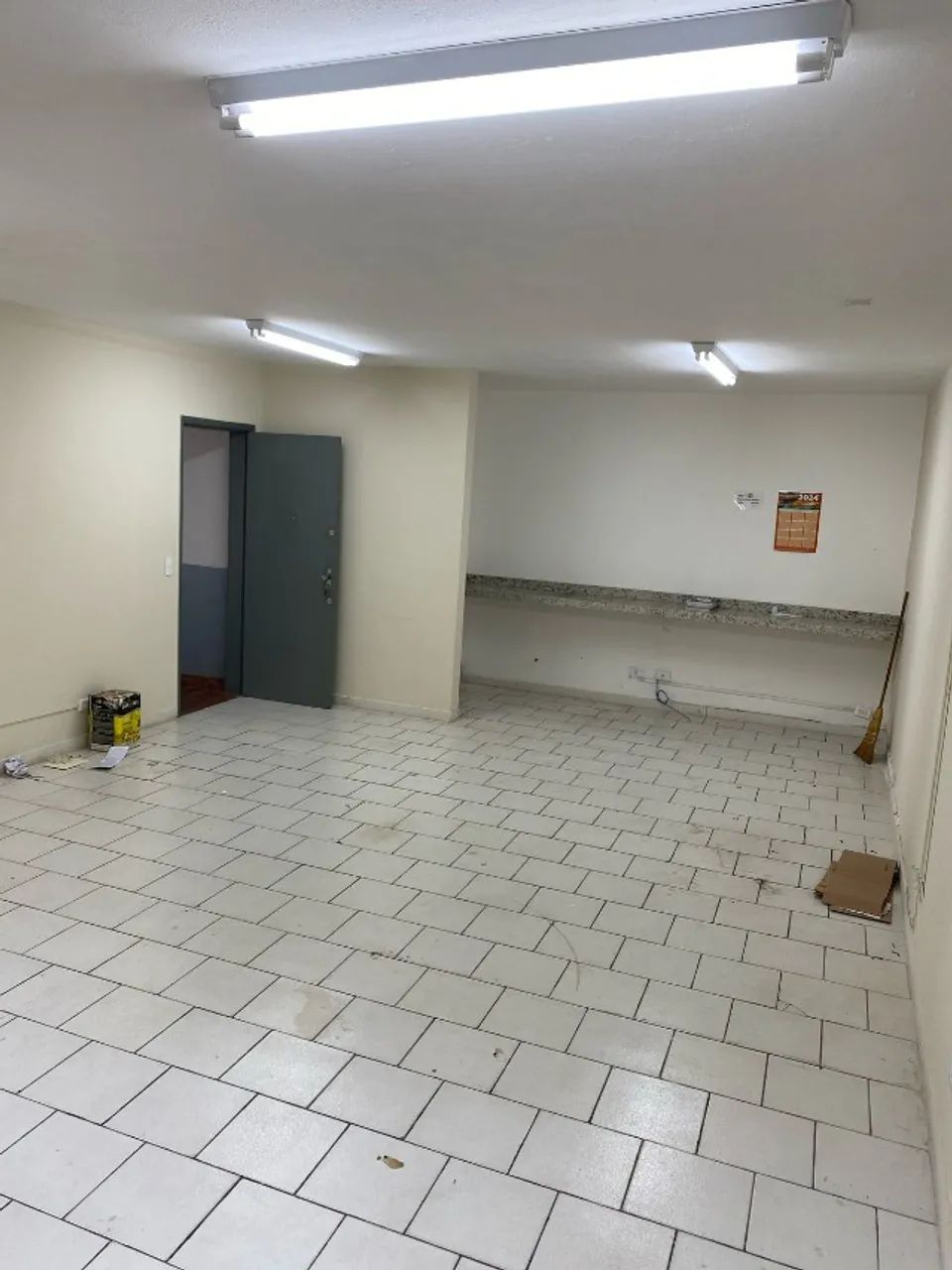 Alugo sala comercial - no centro de Londrina - Foto 3