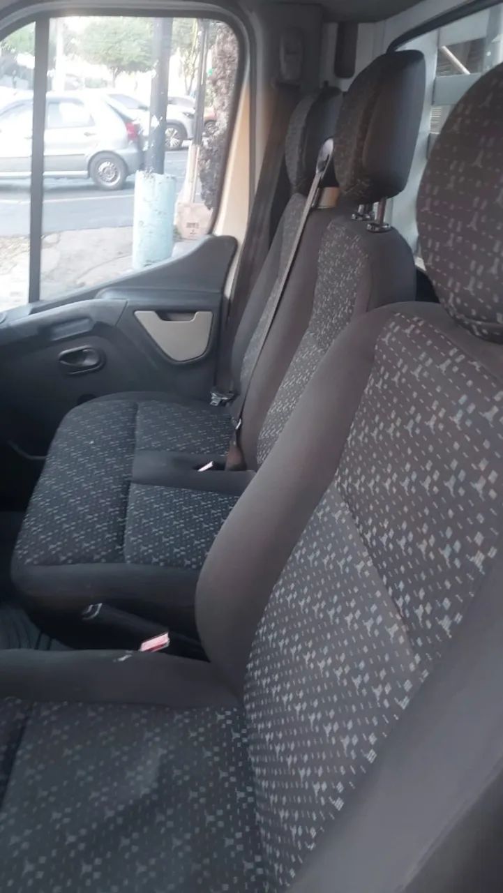 Vendo Caminhão Renault MASTER - Foto 5